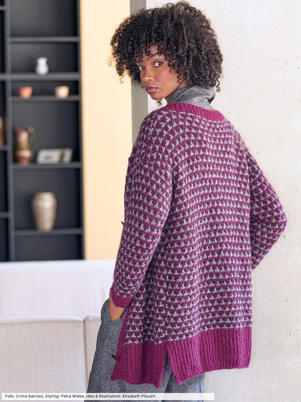 Modellansicht Bild 1: Jacke im Hebemaschen-Muster