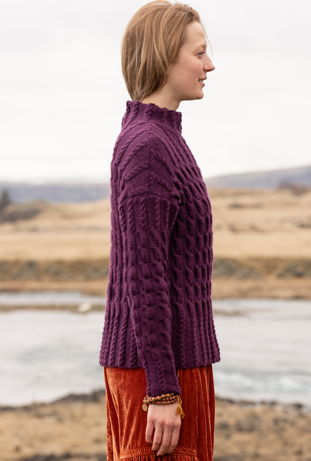 Modellansicht Bild 6: Pulli im Zopfmuster