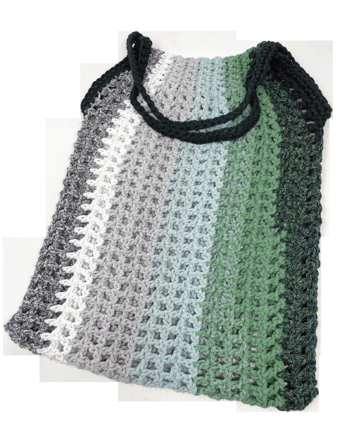 Handgefertigte, gestrickte Tasche in Grün- und Grautönen, lockeres Muster, modisch und einzigartig.