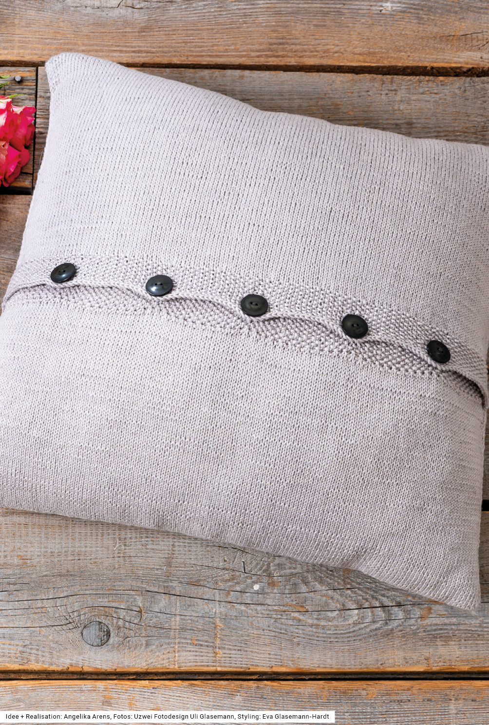 Modellansicht Bild 3: Kissen mit Katze