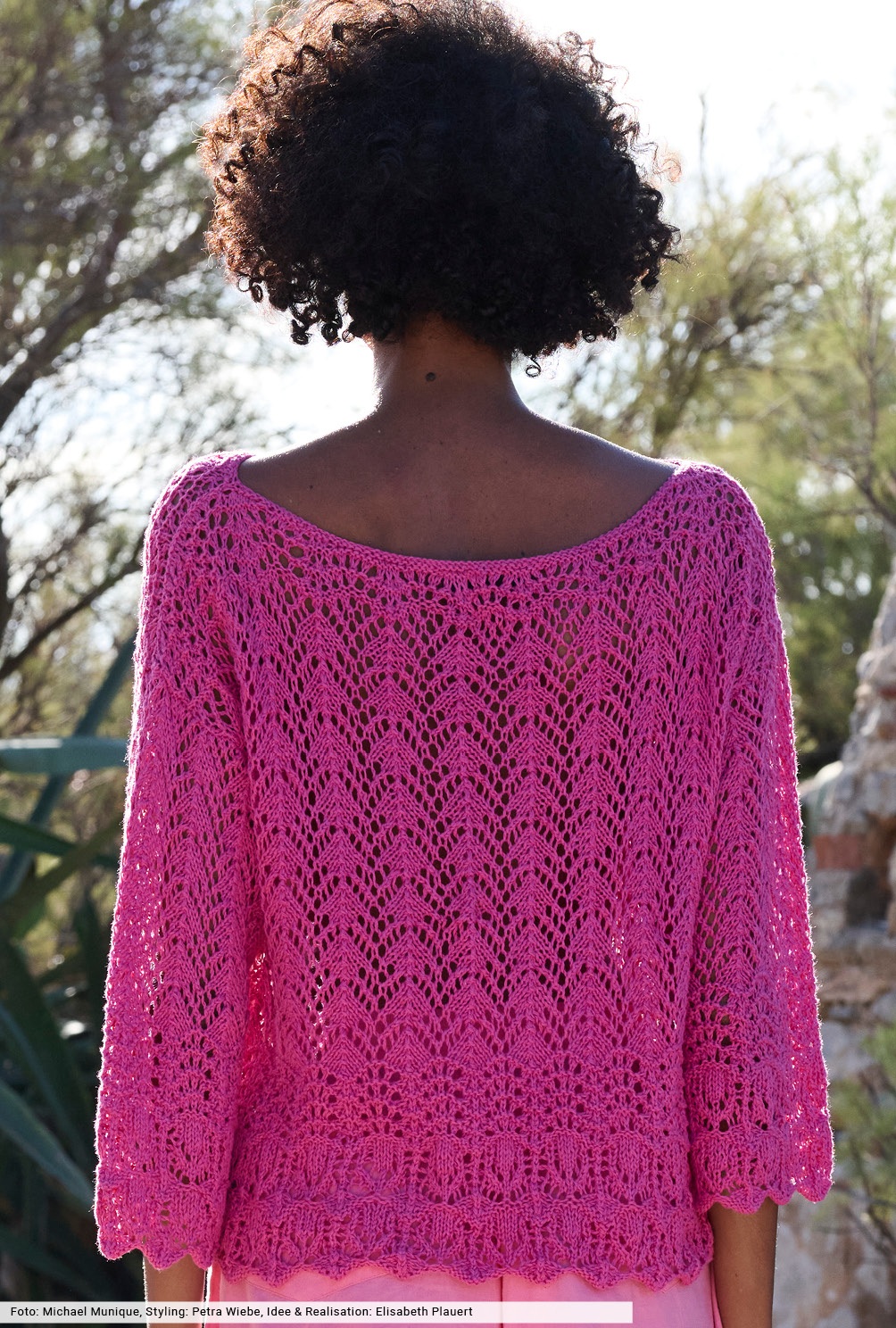 Modellansicht Bild 5: Ajourmusterpulli in Pink