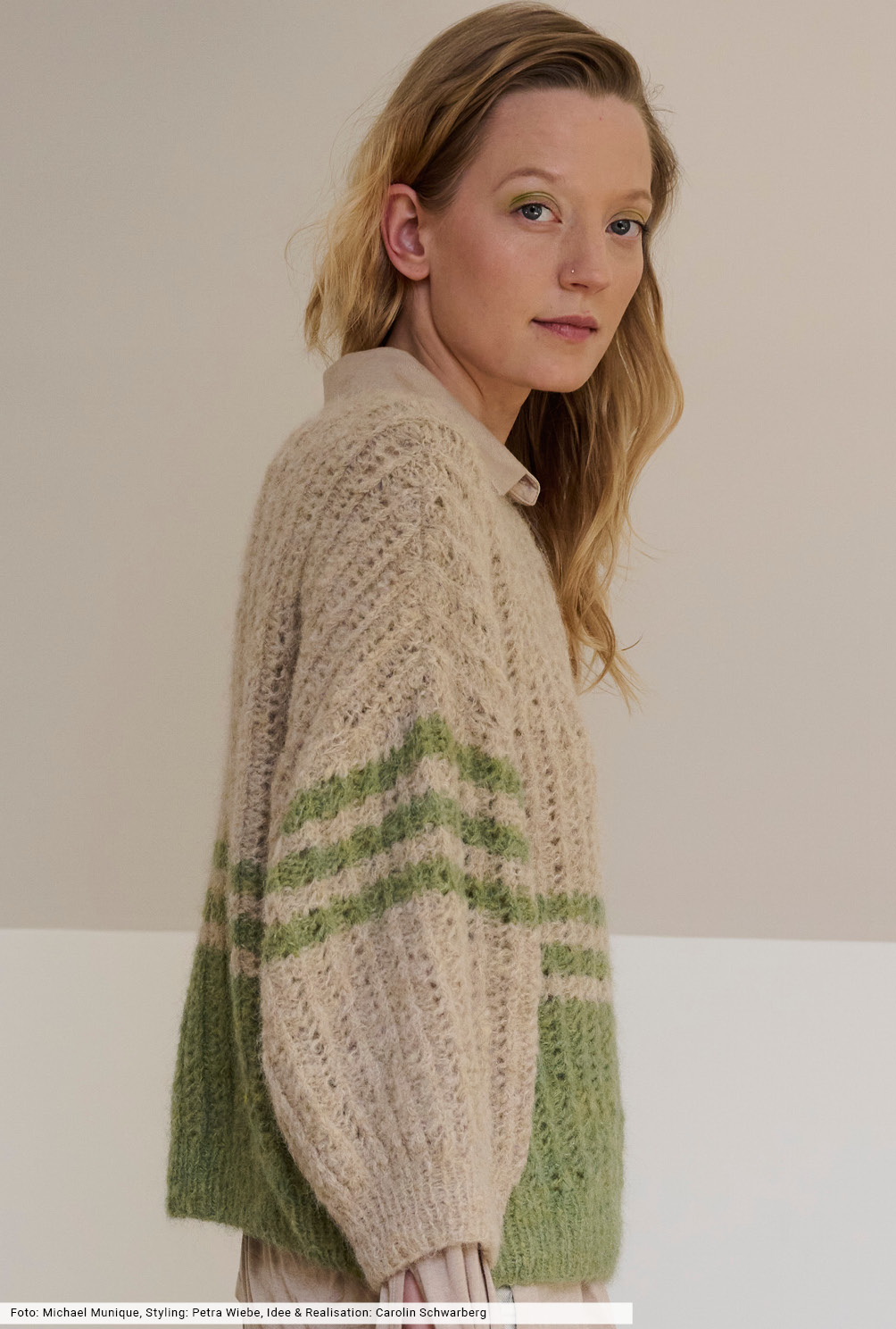 Modellansicht Bild 5: Pulli im Rippen-Lochmuster