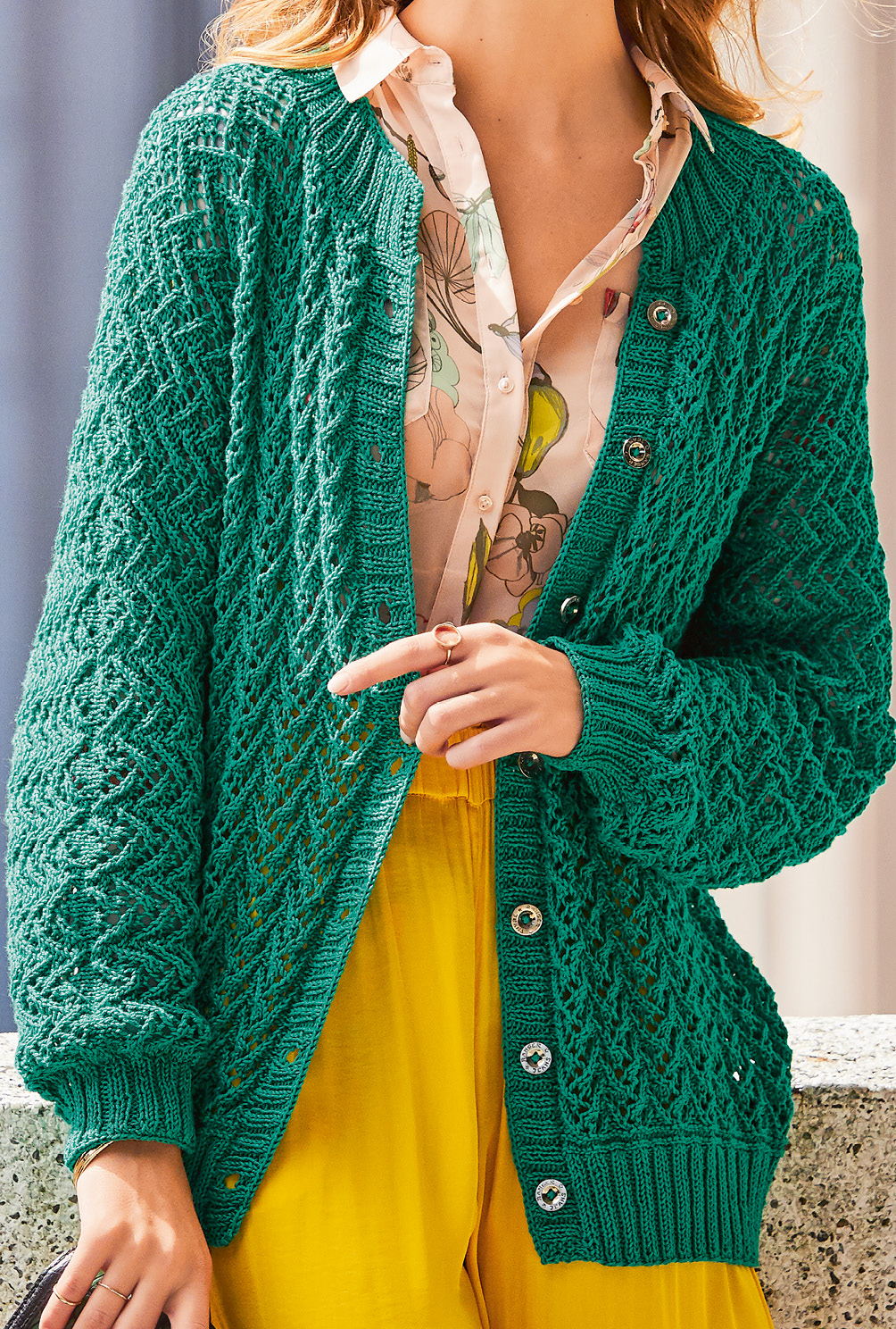 Modellansicht Bild 4: Macht immer eine gute Figur: der klassische Cardigan