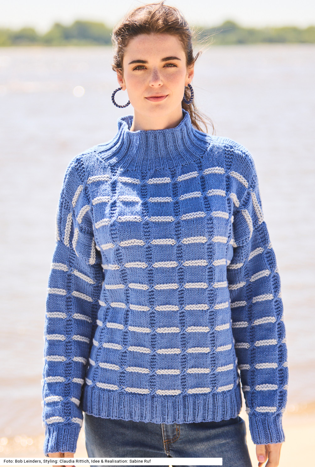 Modellansicht Bild 2: Pulli mit Hebemaschenmuster