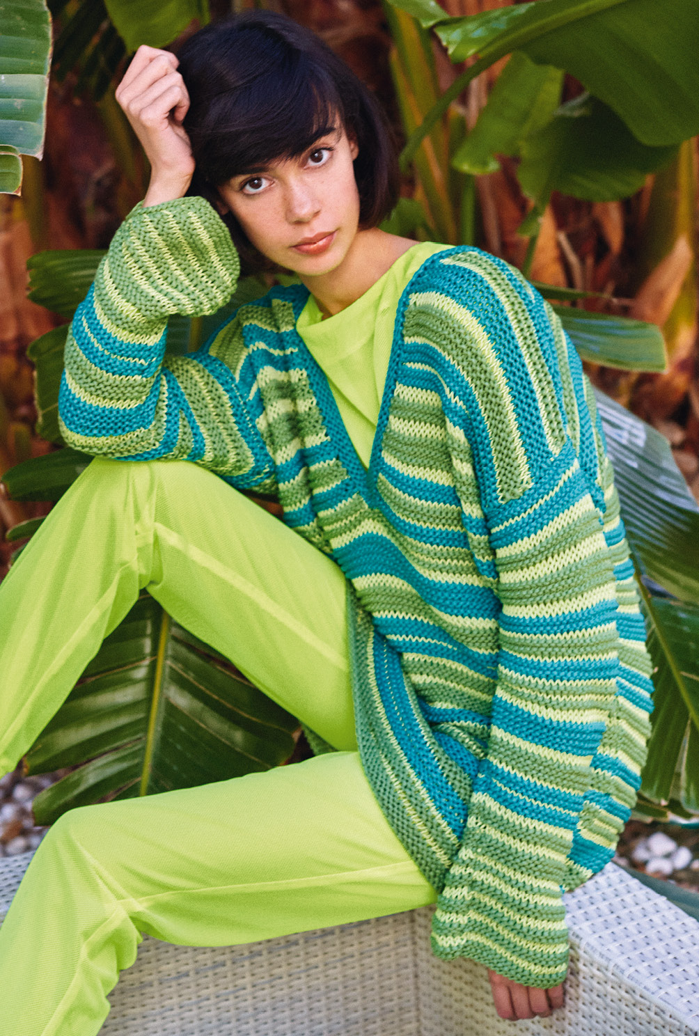 Modellansicht Bild 3: Ringelpulli mit erfrischendem Farbspiel