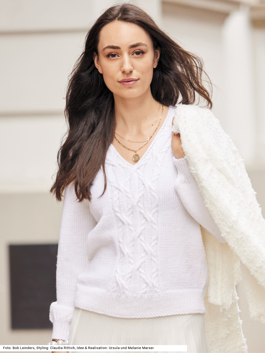 Modellansicht Bild 1: Dekolleté-Schmeichler: Pulli mit V-Ausschnitt