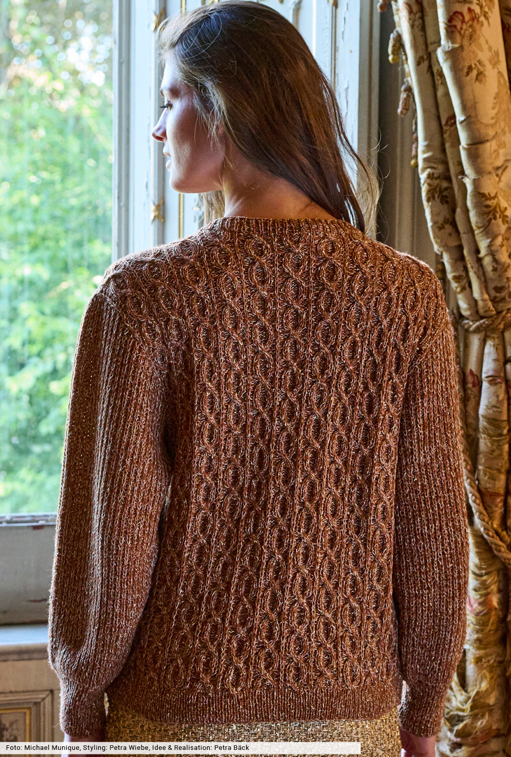 Modellansicht Bild 5: Pulli mit Zopfstrukturen