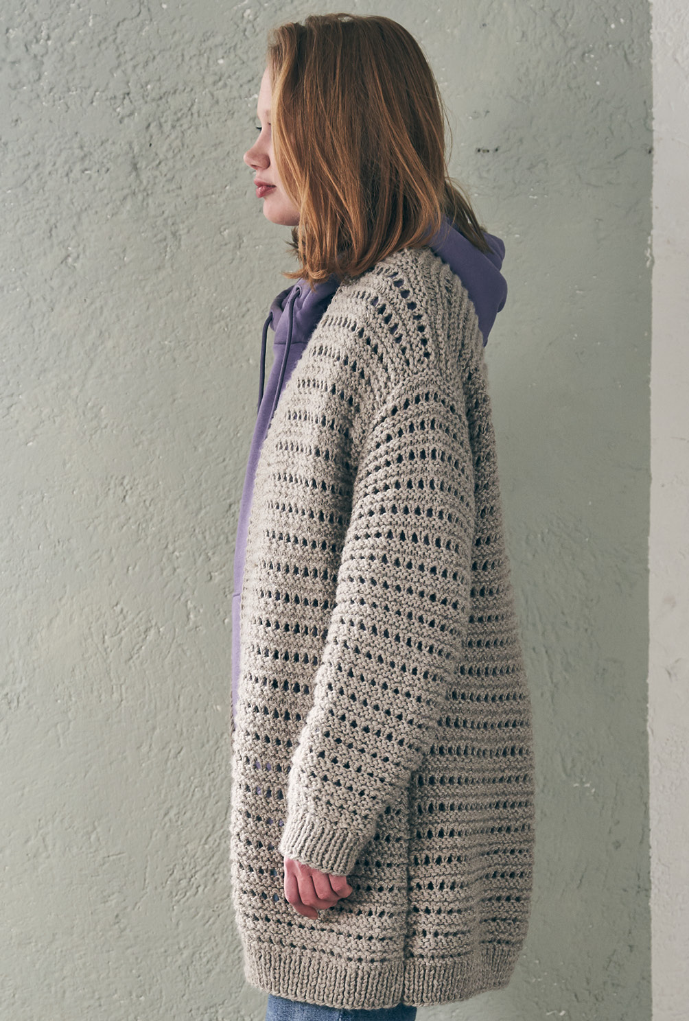 Modellansicht Bild 4: Gemütlicher Cardigan mit Querrippen