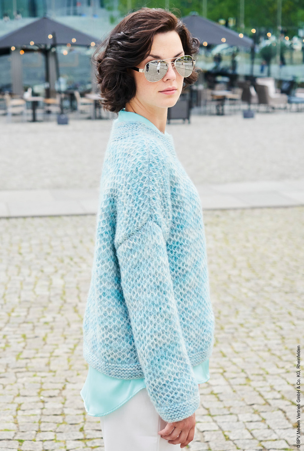 Modellansicht Bild 4: Pulli mit Stehkragen im Netzpatent