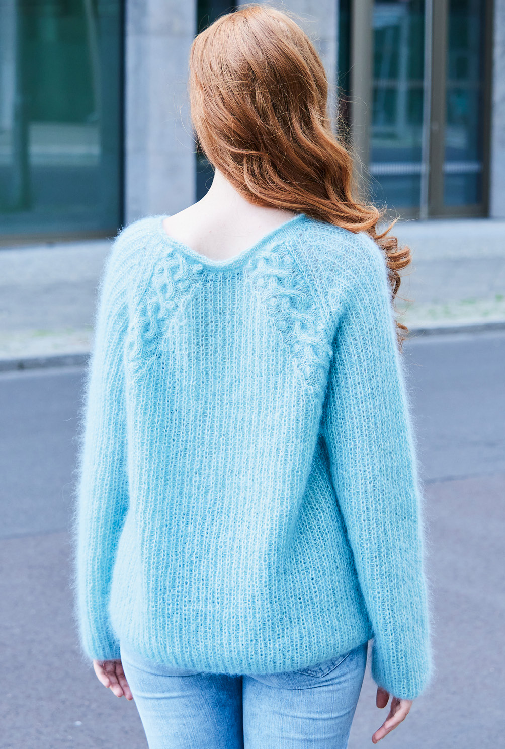 Modellansicht Bild 7: Lässiger Raglan-Pulli