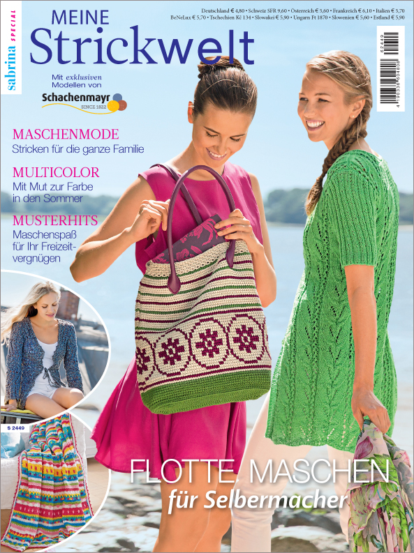 Bunte Strickkleider: Pink, Grün, handgemacht. Gehäkelte Tasche, florales Muster. Modische DIY-Looks.