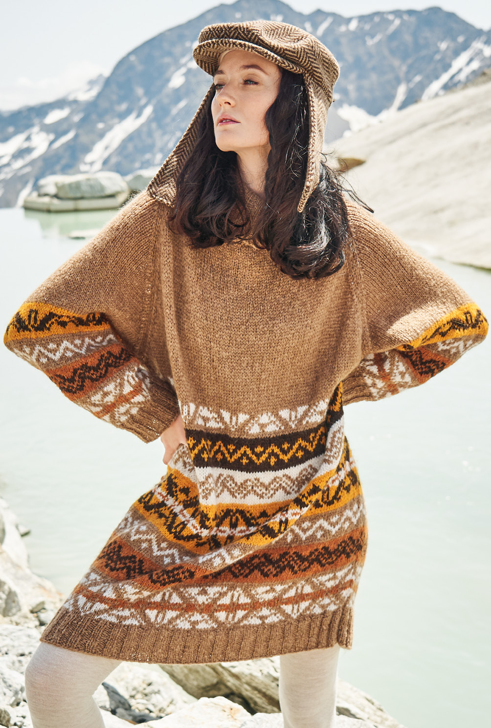 Modellansicht Bild 7: Lässiger Longpulli als Verwandlungskünstler