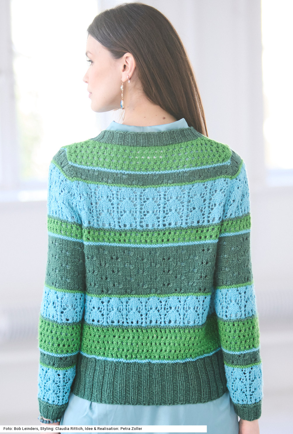 Modellansicht Bild 5: Mustermixpullover mit V-Ausschnitt