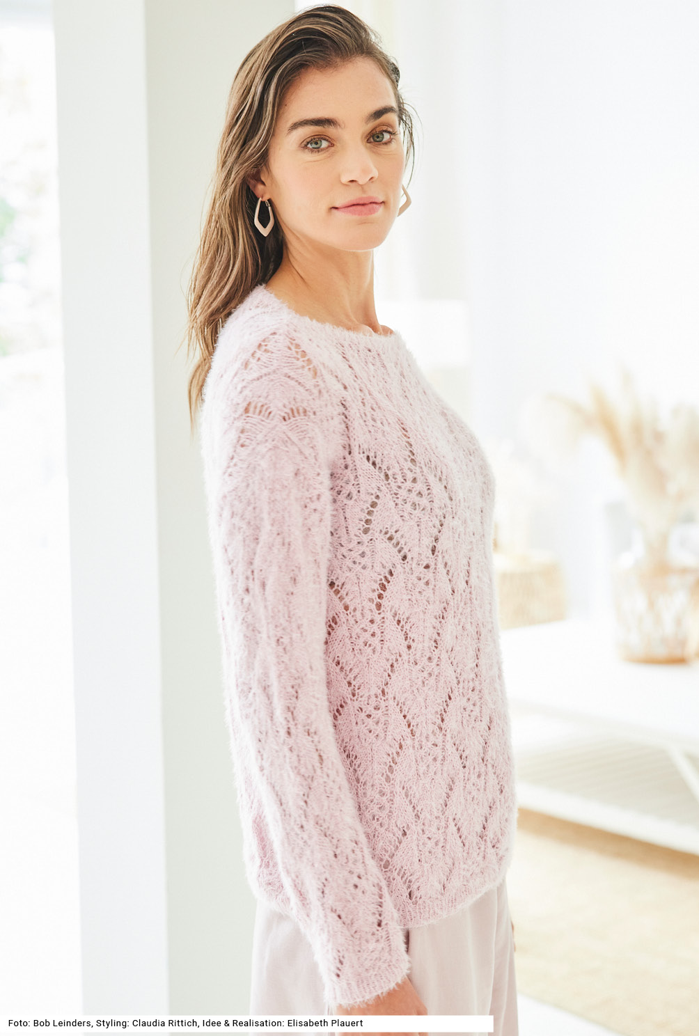 Modellansicht Bild 4: Ajourmuster-Pulli