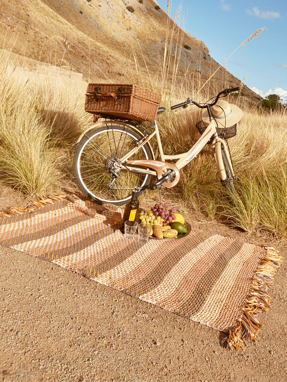 Modellansicht Bild 1: Großes Plaid mit Fransen