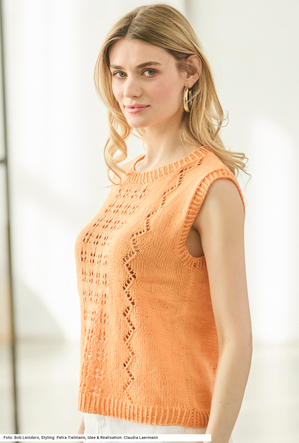 Modellansicht Bild 3: Top mit Ajourmustern