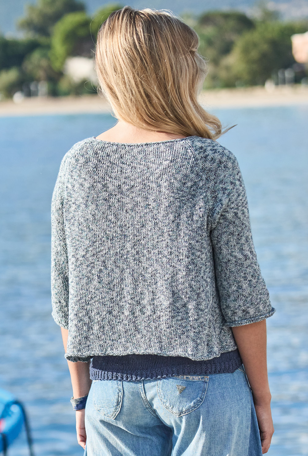 Melierte Jacke und Top mit Blumen