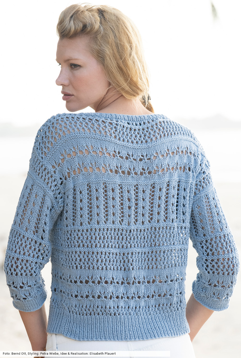 Modellansicht Bild 5: Ajourmusterpulli und Hut