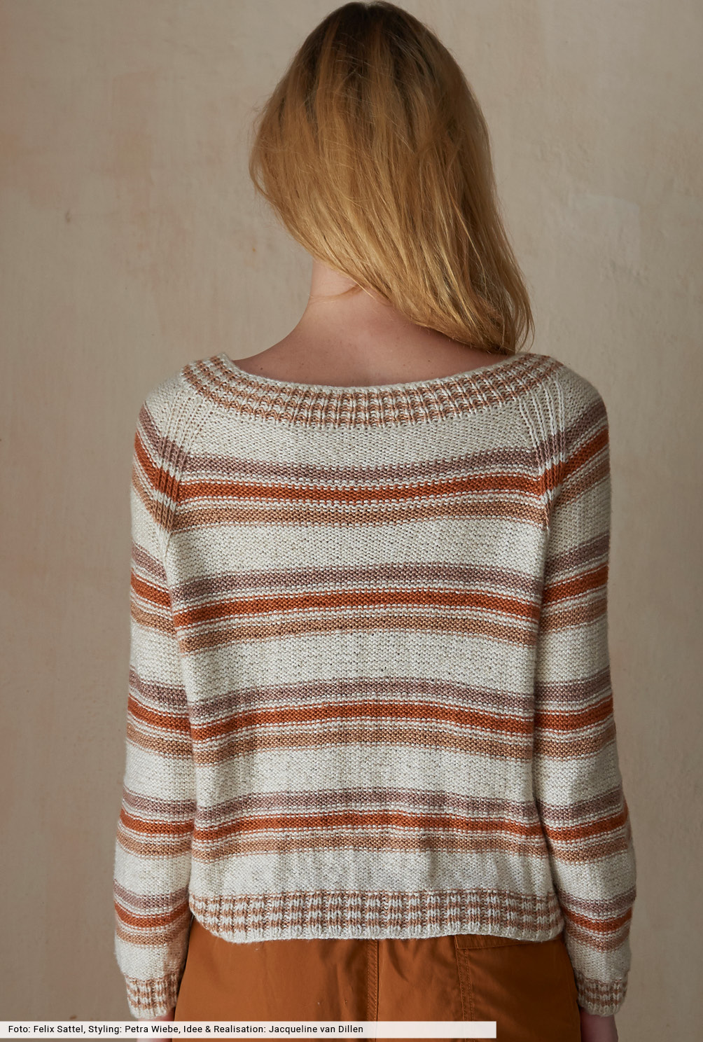 Modellansicht Bild 5: Gestreifte Raglanjacke