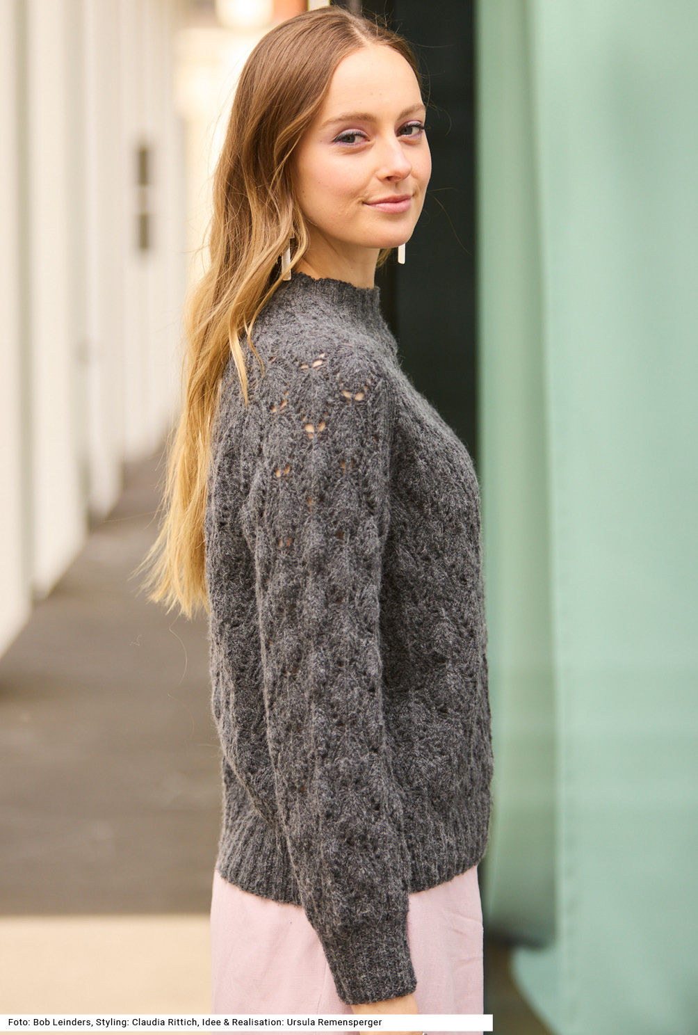 Modellansicht Bild 4: Raglanpulli mit Ajourmuster