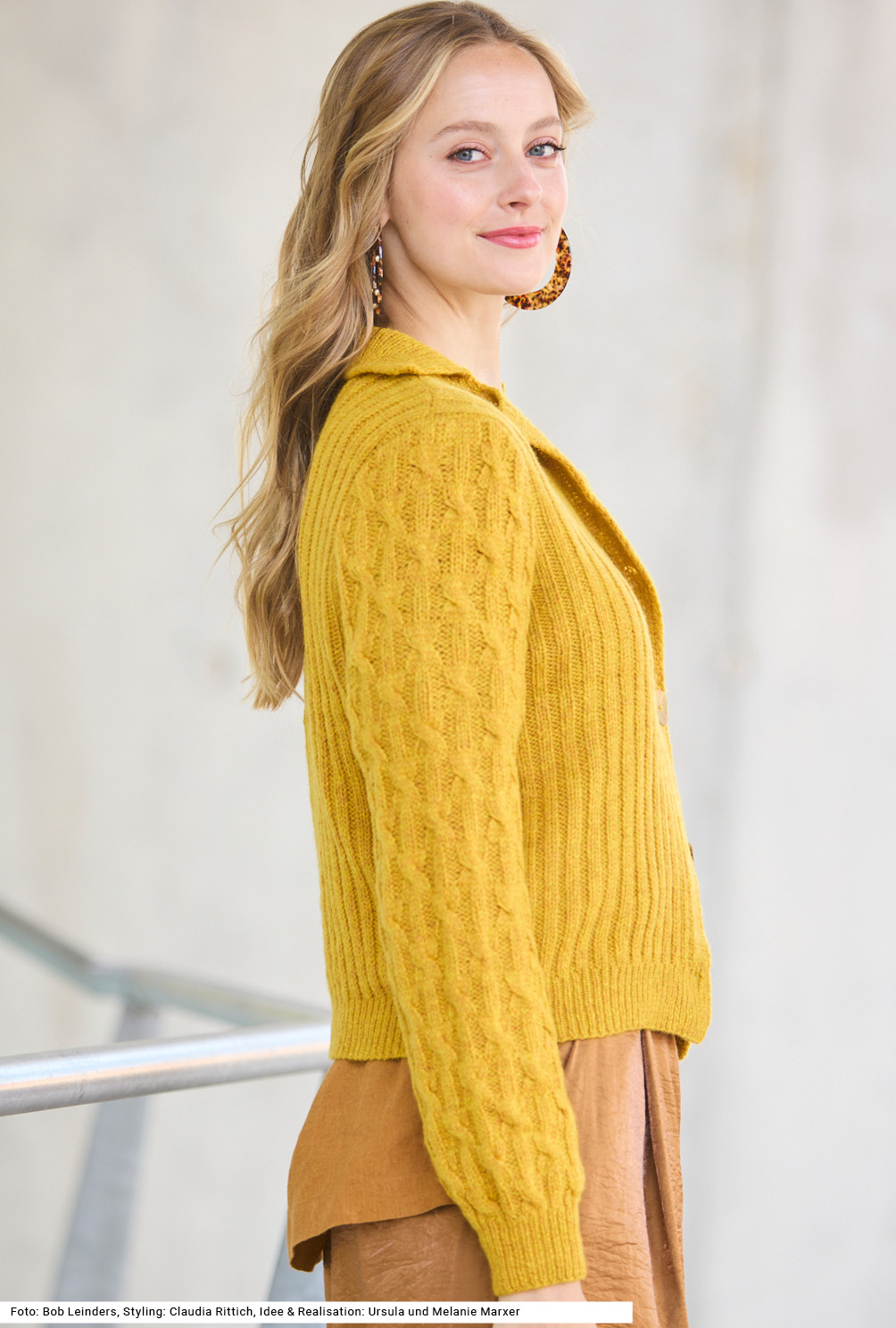 Modellansicht Bild 4: Jacke mit Reverskragen