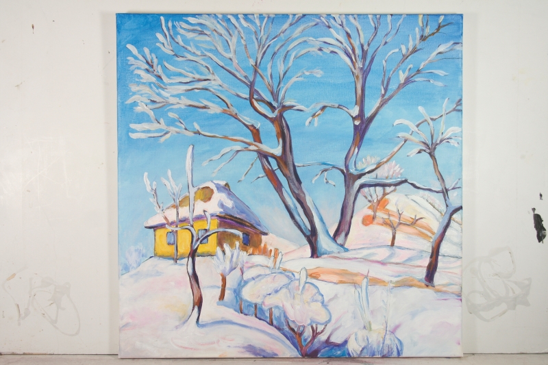 Blaue, weiße Töne; verträumt; geschwungene Linien; handgemalt, künstlerisch, winterlich.