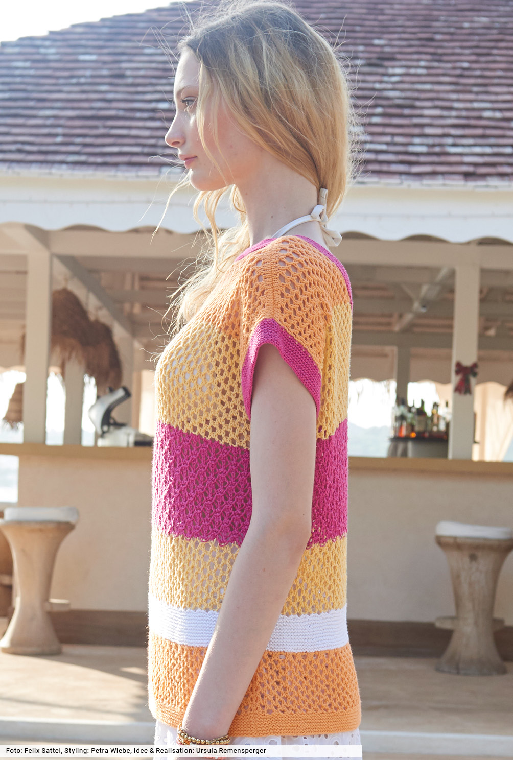 Modellansicht Bild 3: Gestreiftes Netzmuster-Shirt