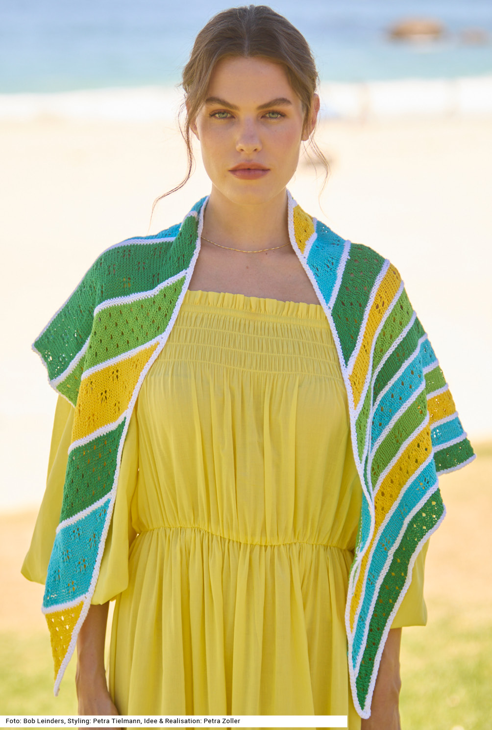 Modellansicht Bild 2: Dreiecktuch mit Musterstreifen