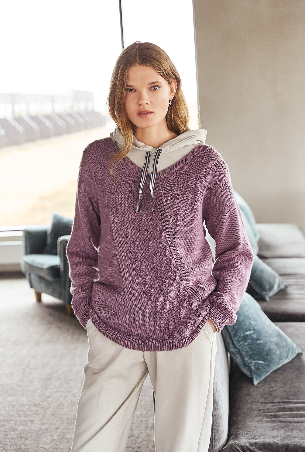 Asymmetrischer Pulli in Lila