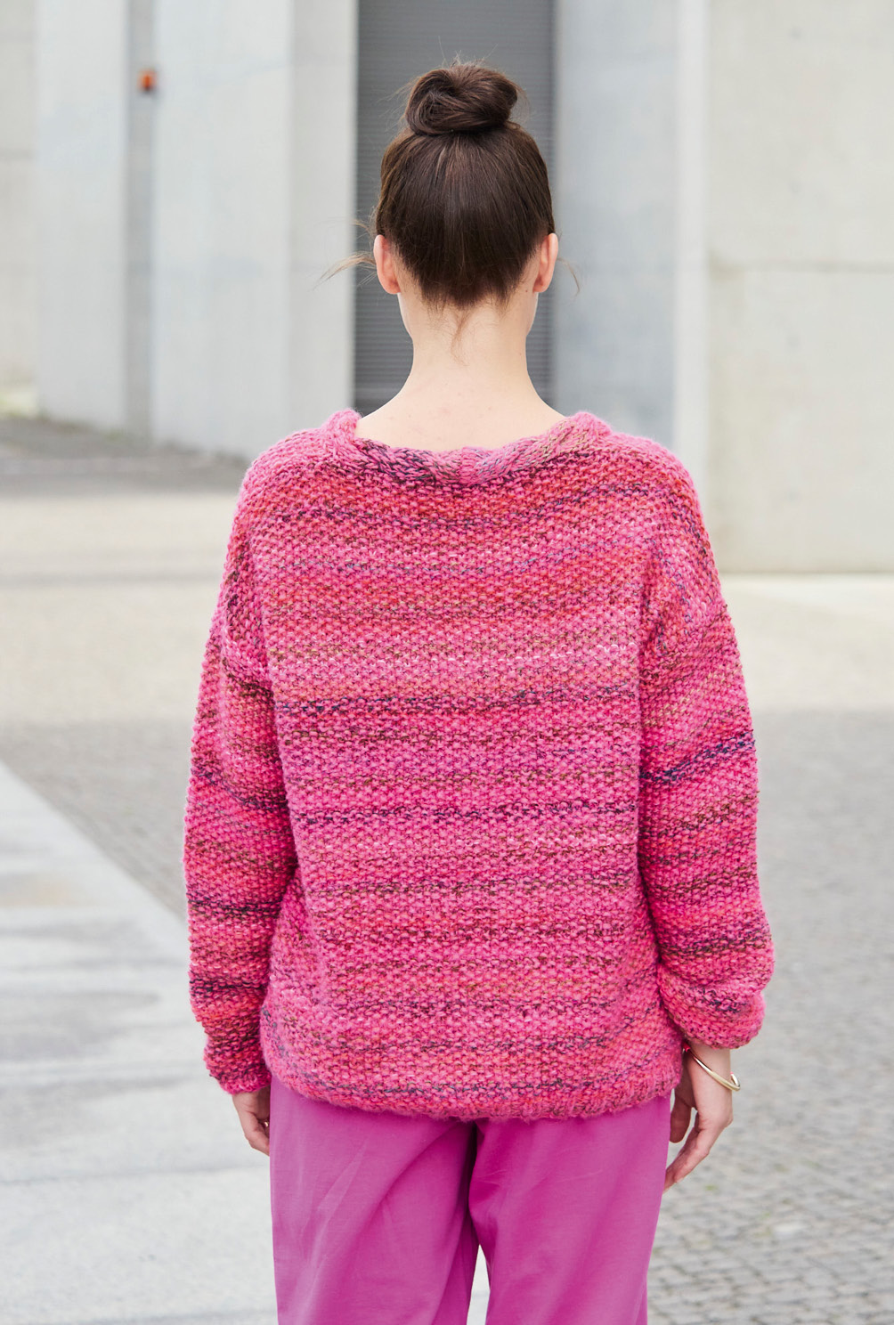 Pulli mit Perlmuster und Mittelzopf in Pink meliert