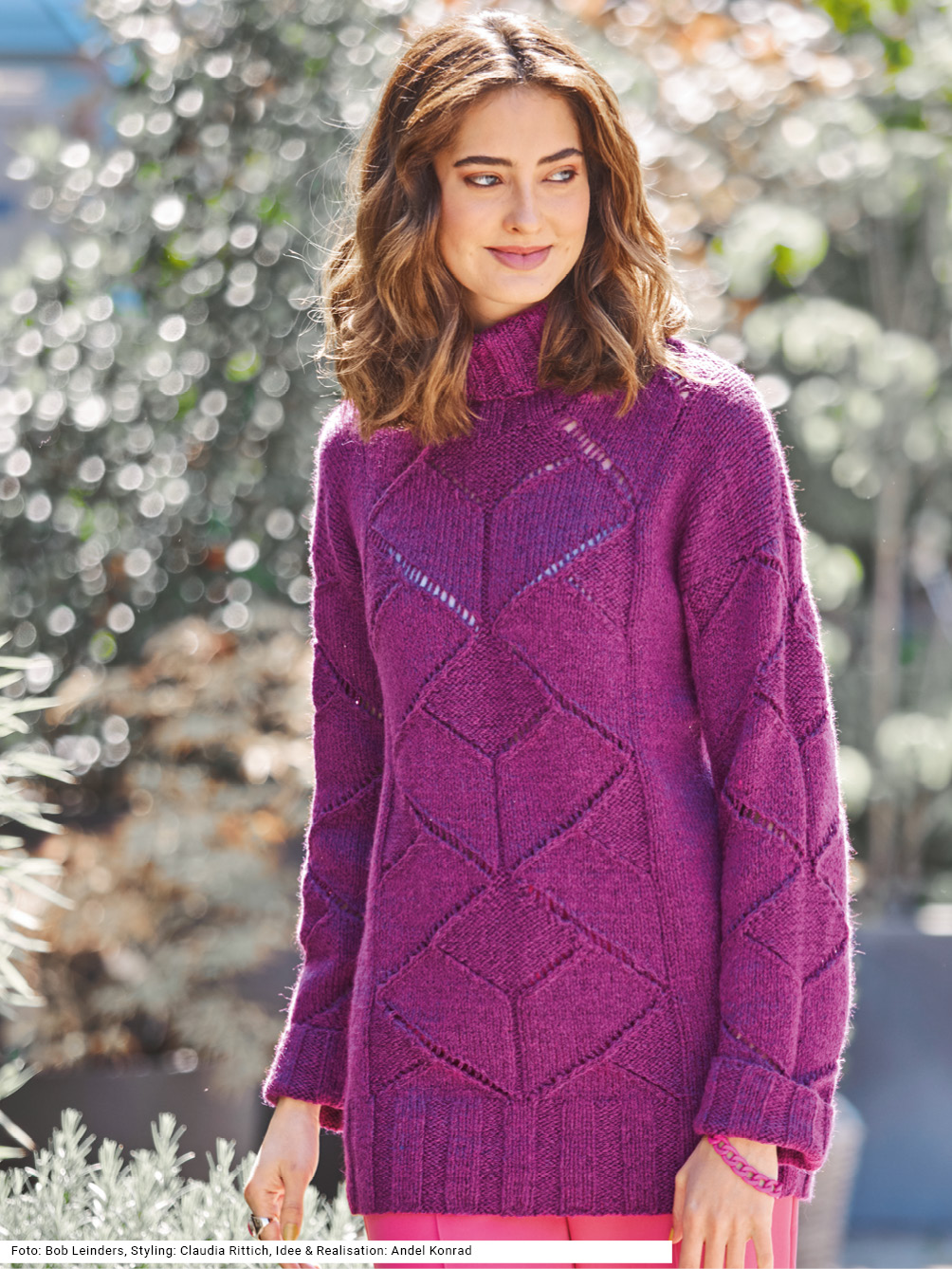 Modellansicht Bild 1: Pulli mit Rautenmuster in Violett
