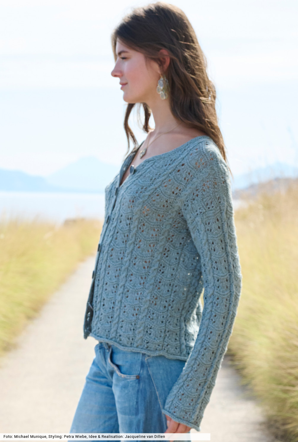 Modellansicht Bild 5: Cardigan in Blau-Grau