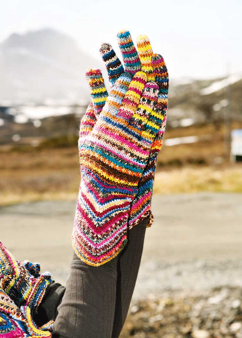 Farbige Streifen in DIY-Optik, gestrickt, handgemacht, lebendige Muster, einzigartiger Stil.