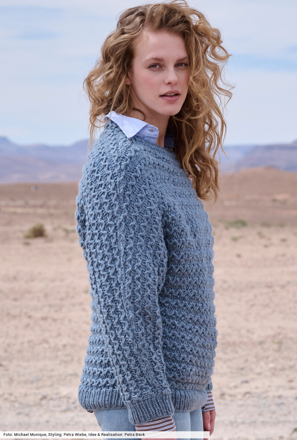 Modellansicht Bild 5: Quergestrickter Fledermauspulli