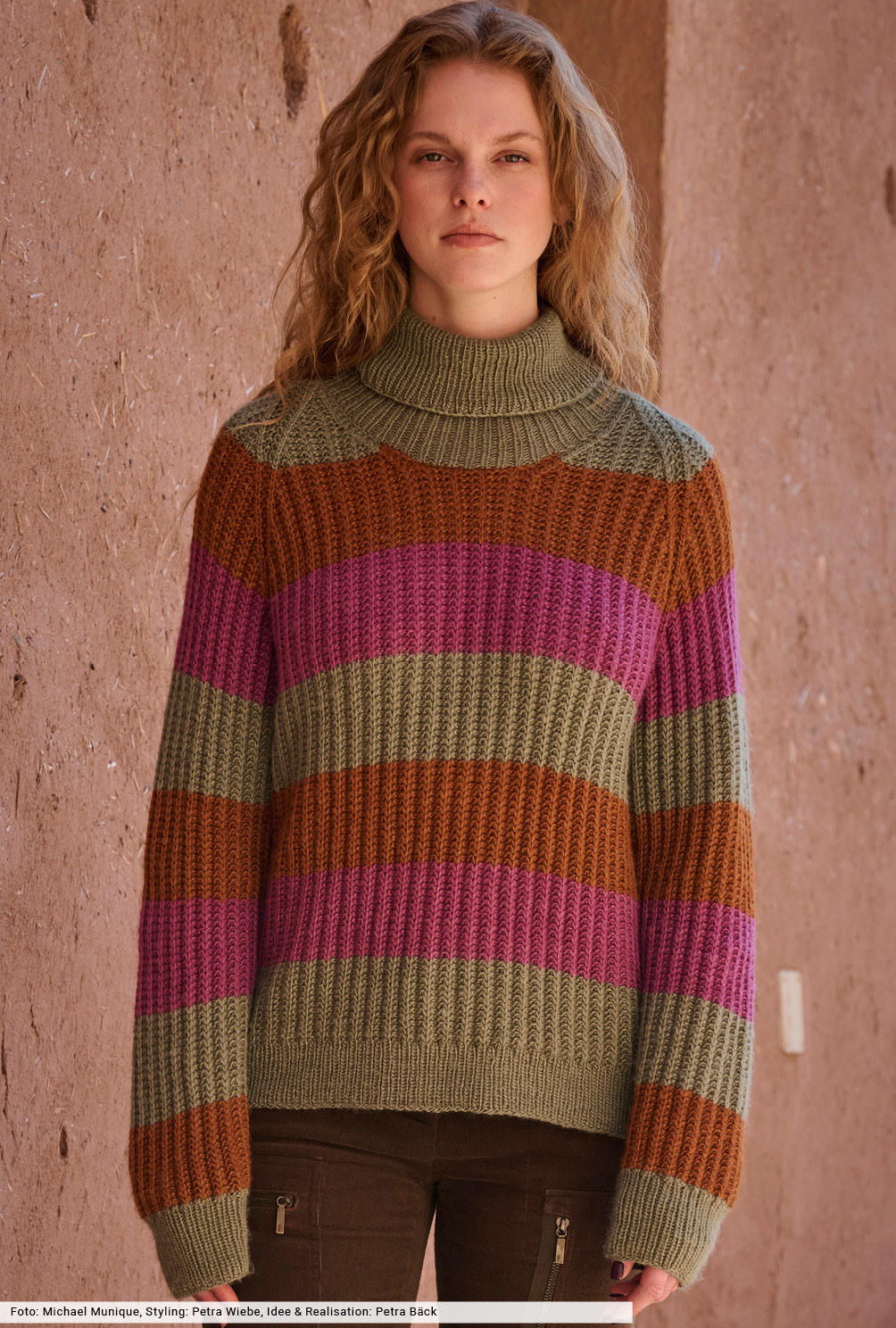 Modellansicht Bild 2: Gestreifter Raglanpulli