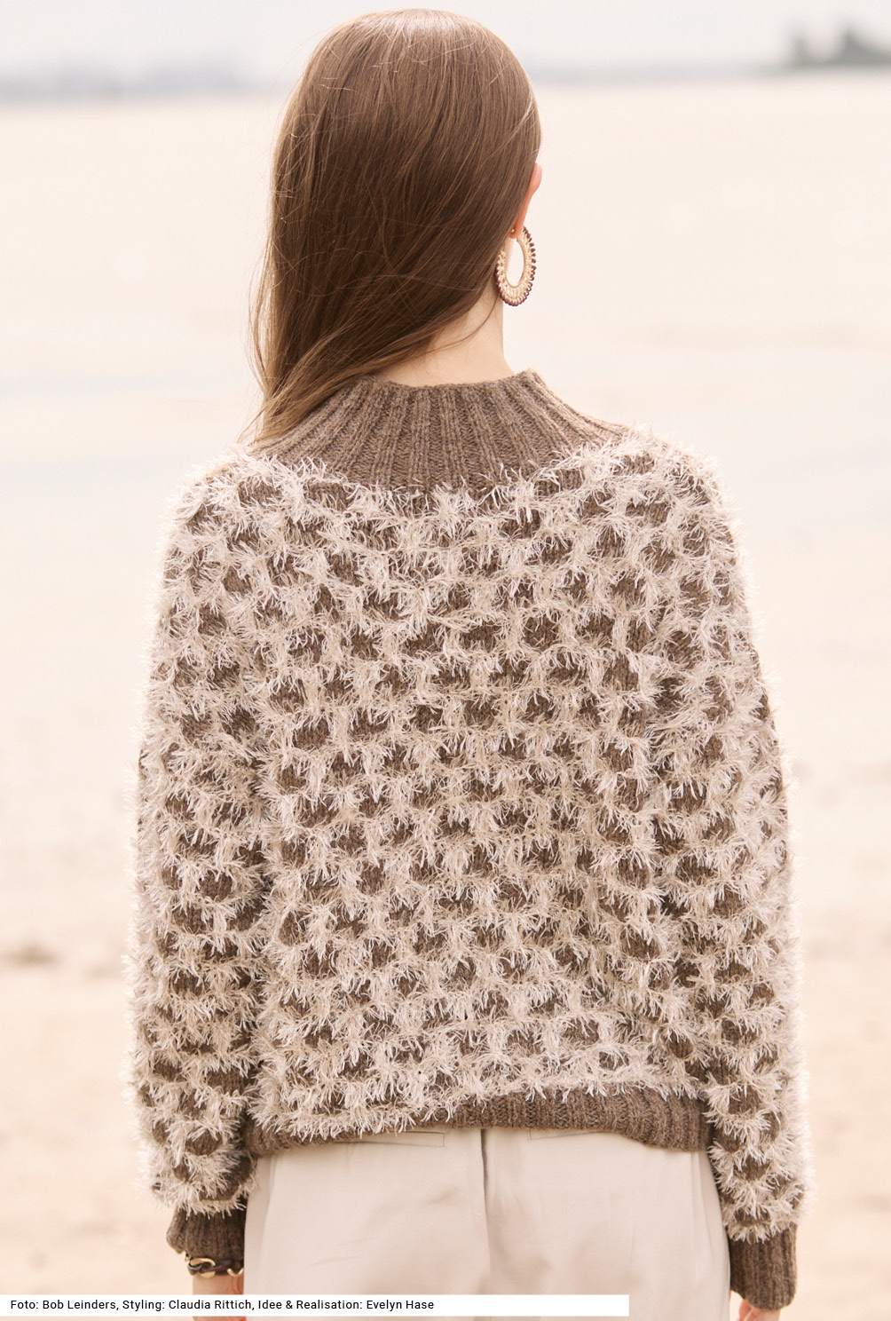 Modellansicht Bild 5: Pullover im Hebemaschenmuster