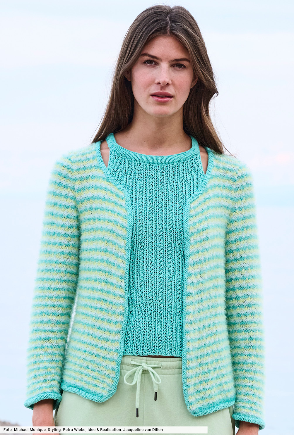 Modellansicht Bild 2: Twinset aus Top und Jacke