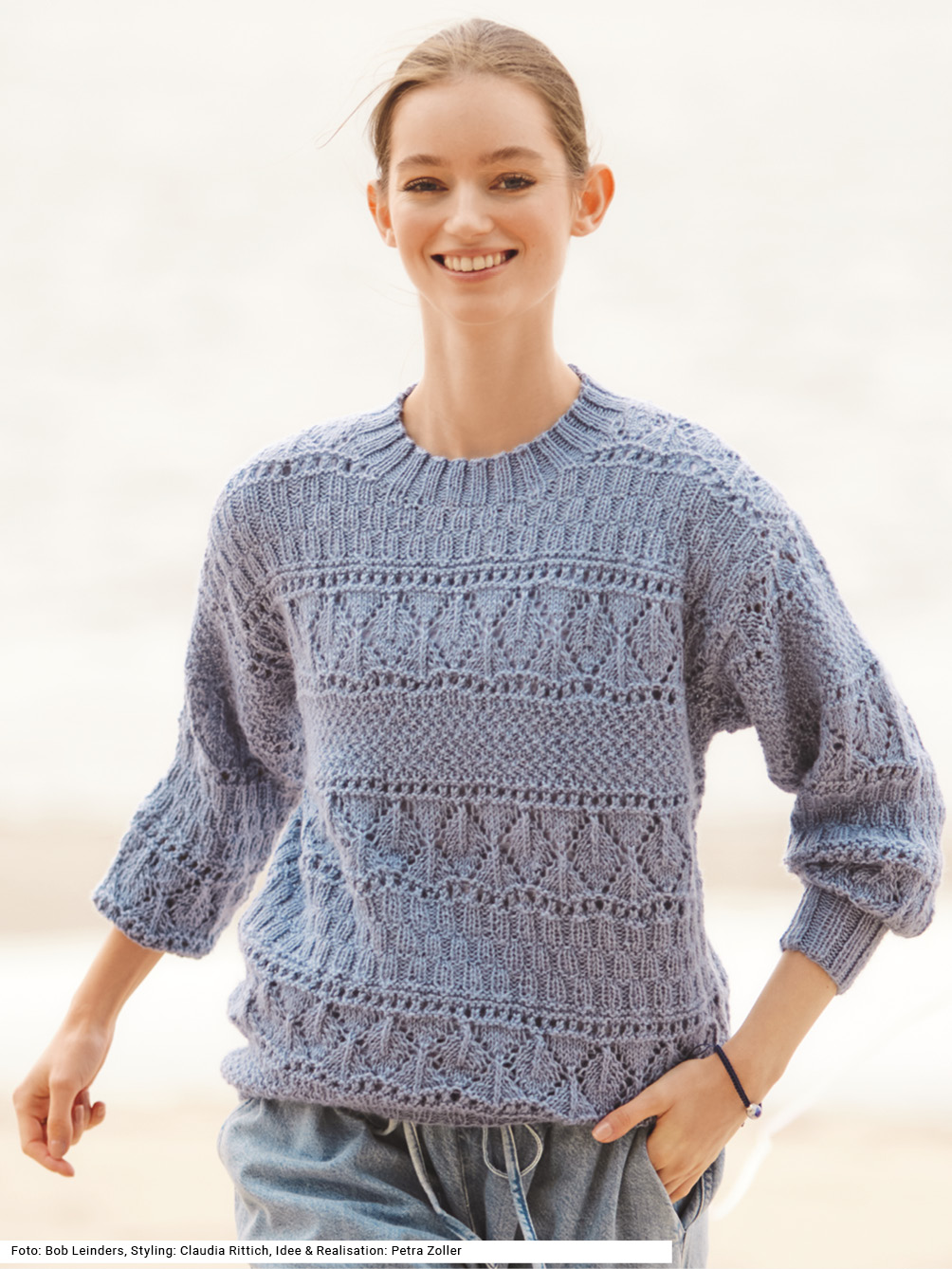 Modellansicht Bild 1: Pulli mit Mustermix in Blau
