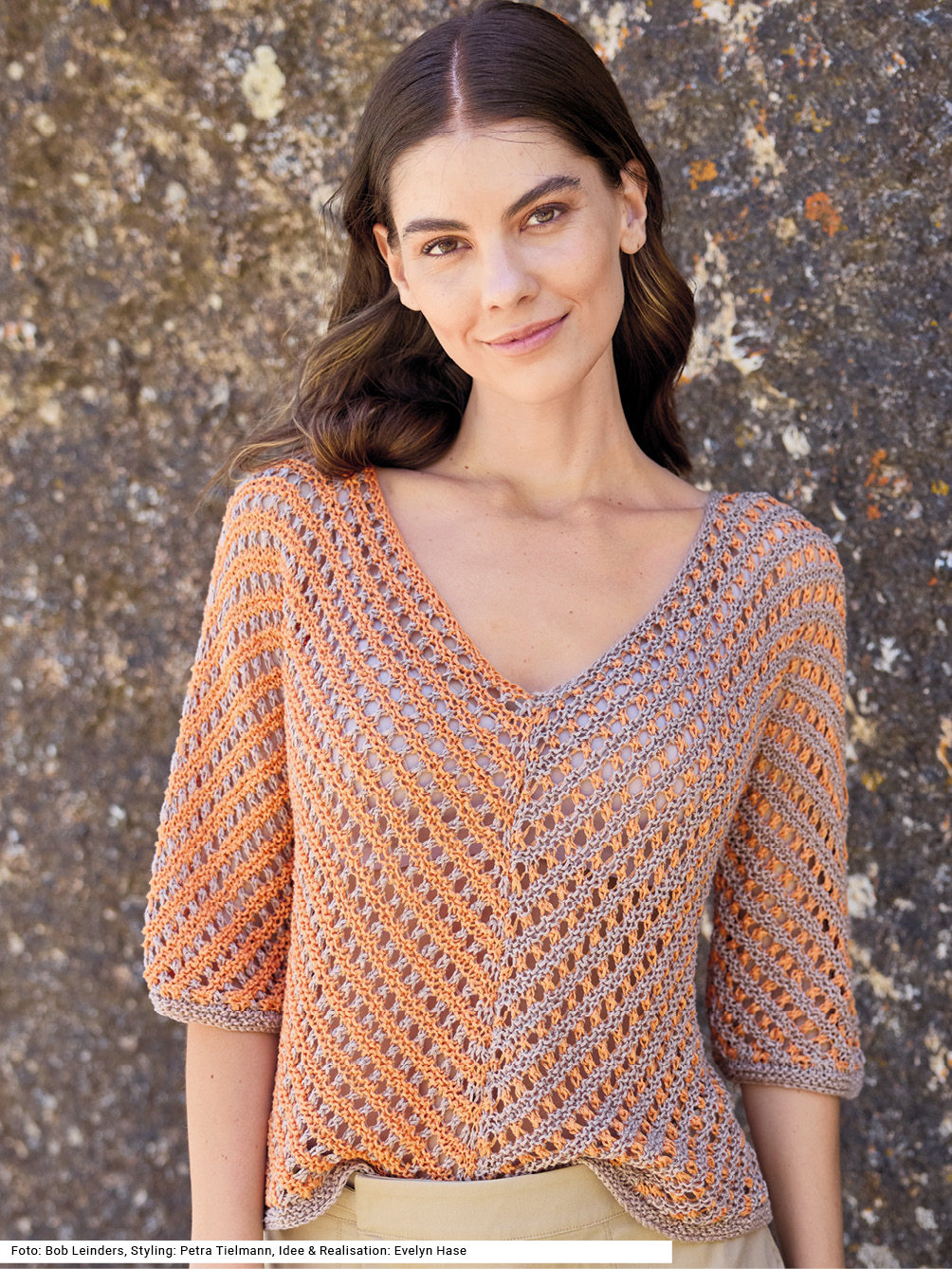 Modellansicht Bild 1: Diagonal gestrickter Pulli