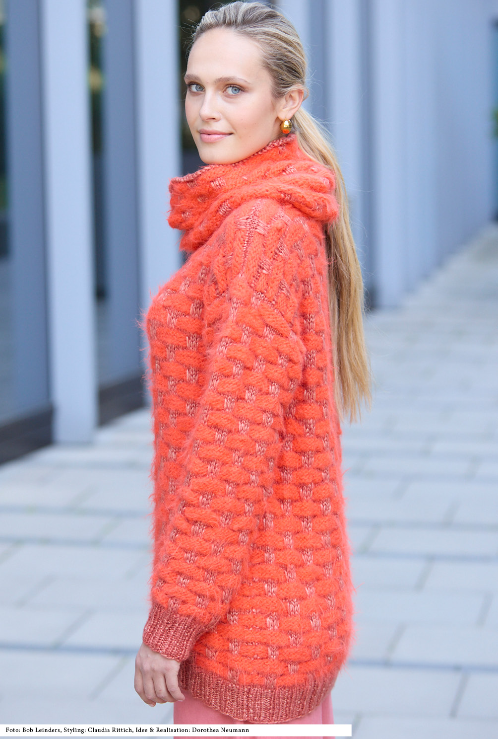 Modellansicht Bild 3: Pulli und Loop mit Hebemaschenmuster