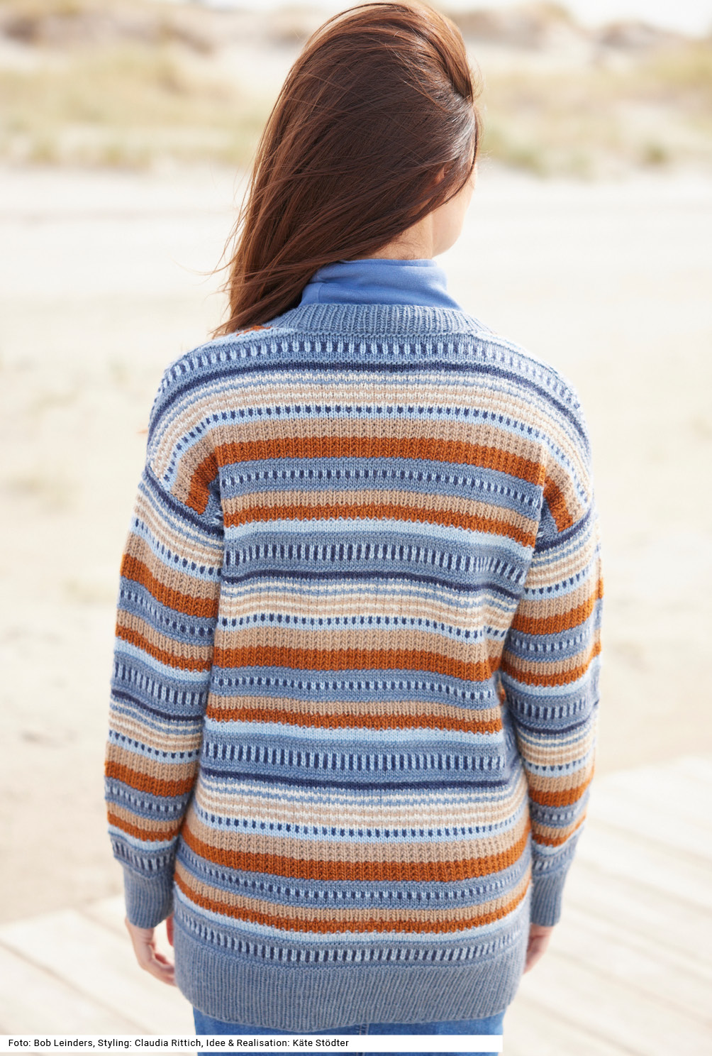 Modellansicht Bild 5: Cardigan im Mustermix