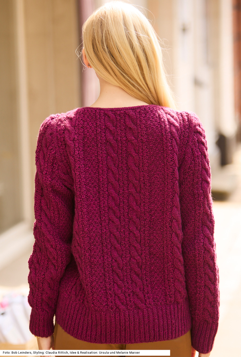 Modellansicht Bild 5: Muster-Jacke mit doppelter Knopfreihe