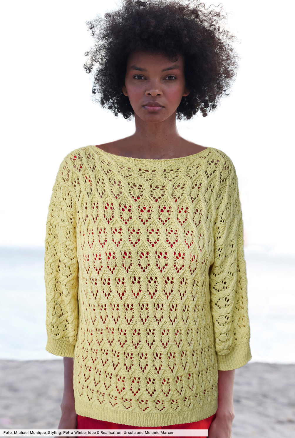 Modellansicht Bild 2: Pulli mit Zopf-Lochstrukturen