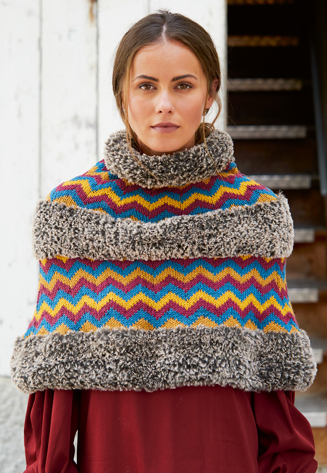 Fell-Poncho mit Fair-Isle