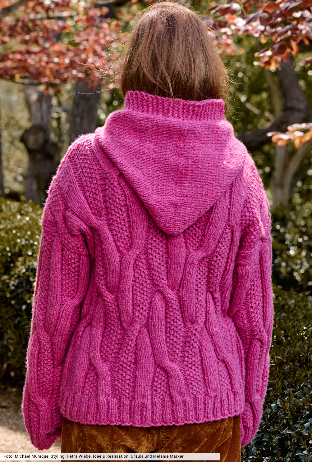 Modellansicht Bild 5: Jacke mit Schal