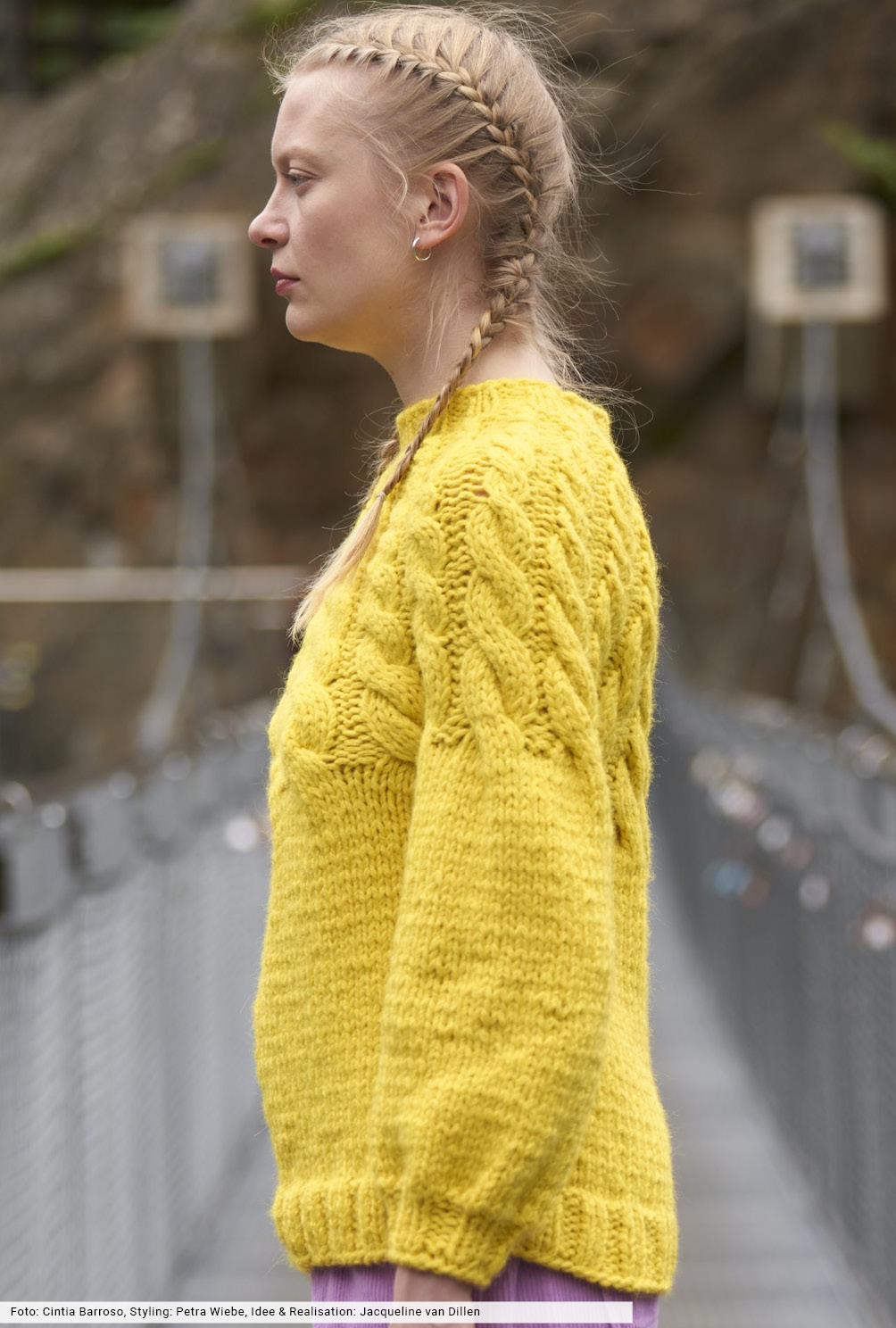 Modellansicht Bild 3: Pulli mit Zopfpasse