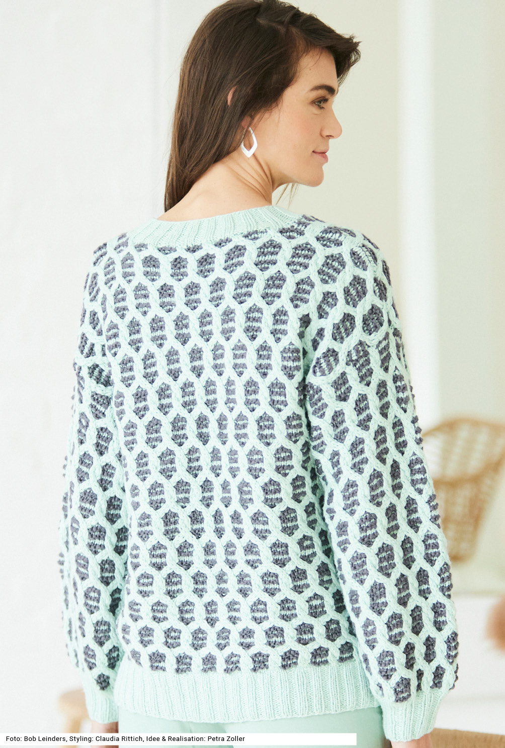 Modellansicht Bild 5: Pulli mit Zopfmuster