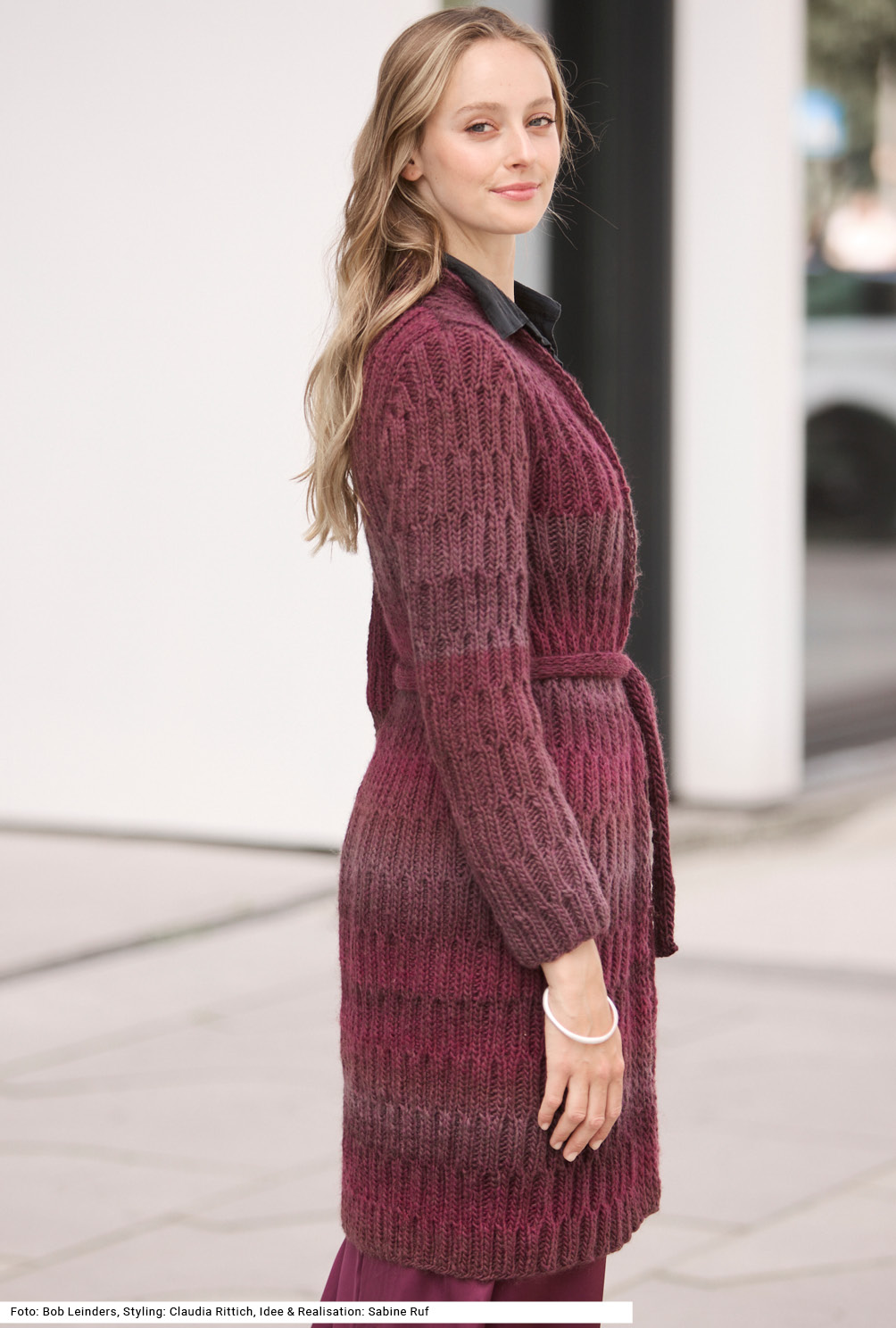 Modellansicht Bild 4: Jacke mit Rippenmuster