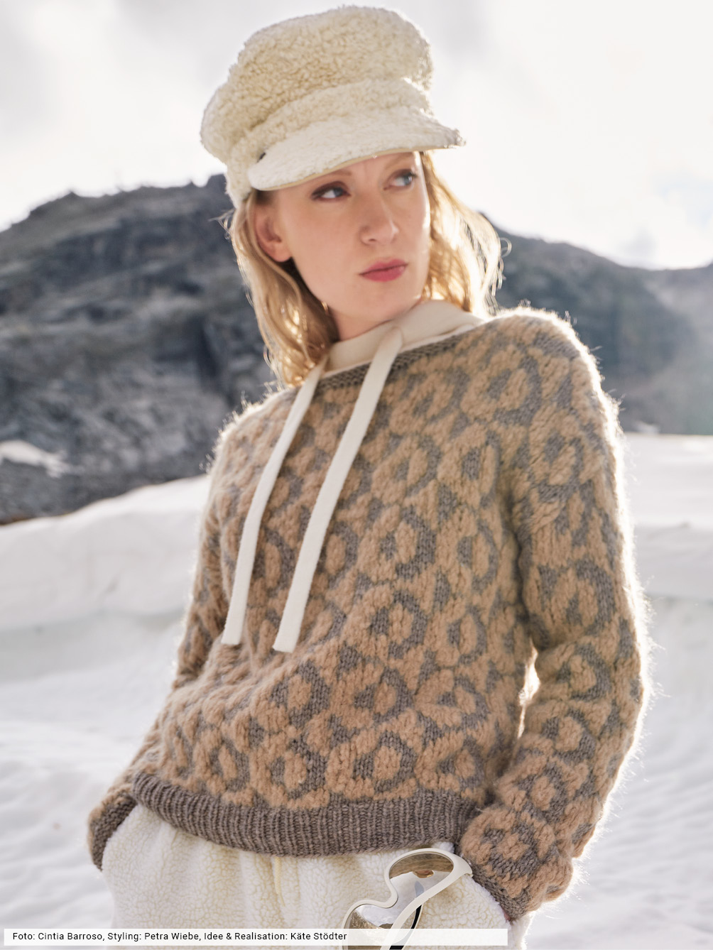 Modellansicht Bild 1: Pulli im Jacquardmuster