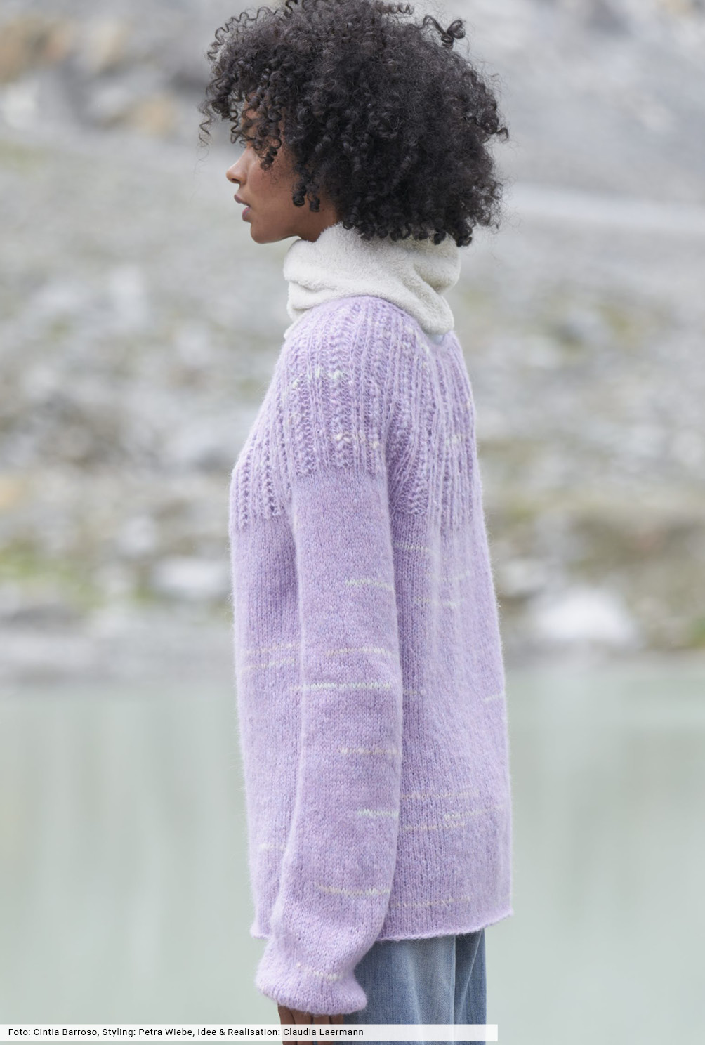Modellansicht Bild 3: Pulli mit Rundpasse